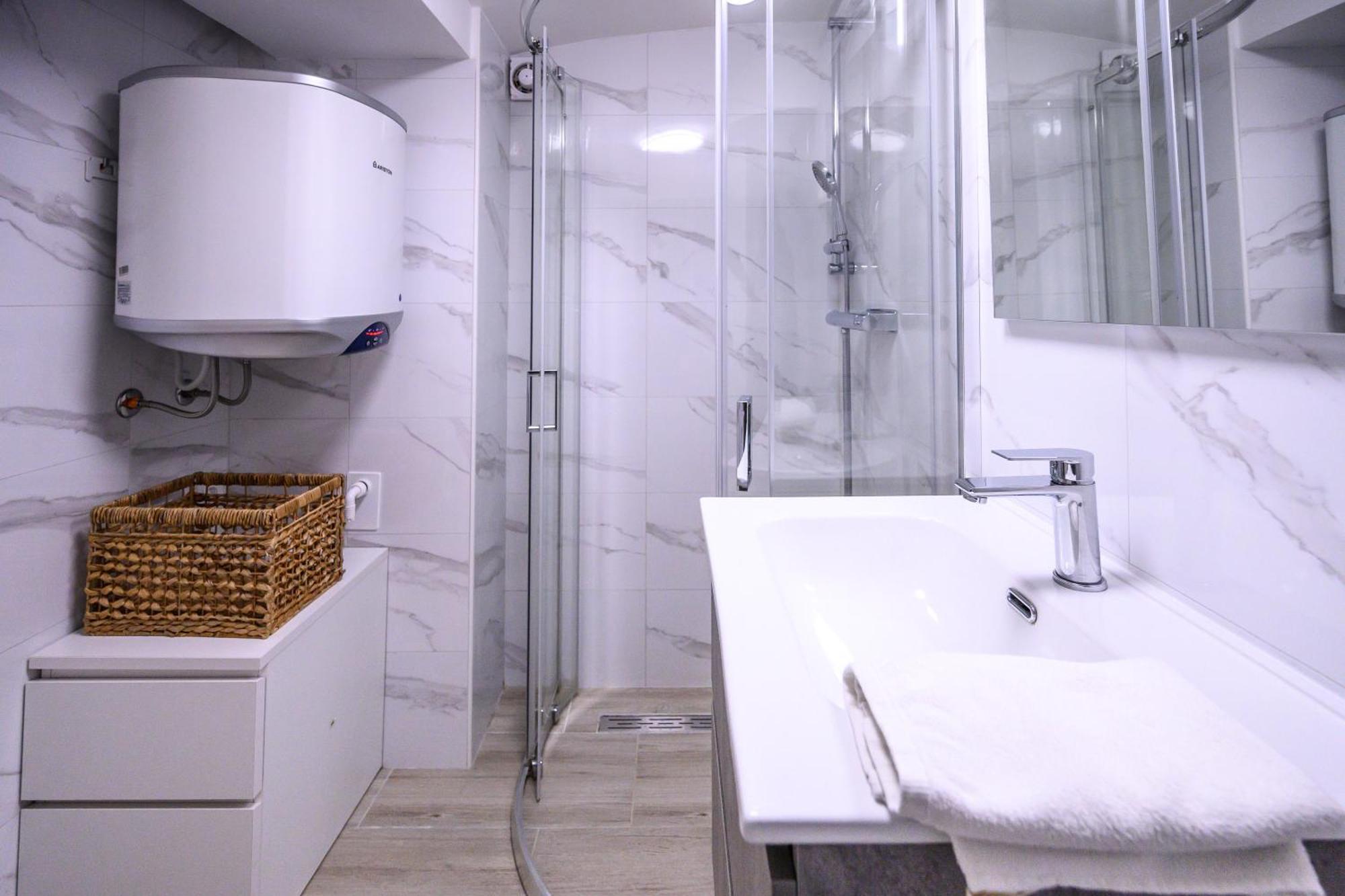 The Darling Loft Appartement Ljubljana Buitenkant foto